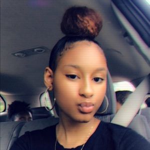 Meet your Posher, Kailyn